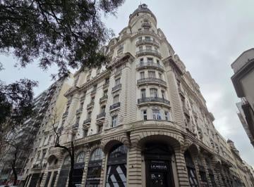 Oficina comercial · 75m² · 3 Ambientes · Oficina en Excelente Edificio - 75 m² - Seguridad 24hs