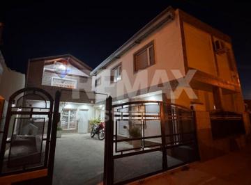Casa · 282m² · 4 Ambientes · Casa 3 Dorm. Km 3 con Quincho