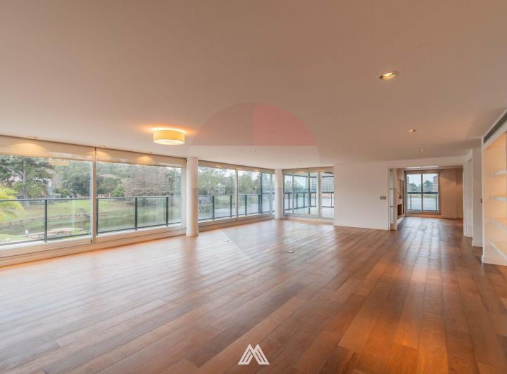 Departamento · 329m² · 9 Ambientes · 2 Cocheras
