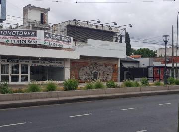 Local comercial , Lomas de Zamora · Gran Local Comercial Sobre Importante Av.
