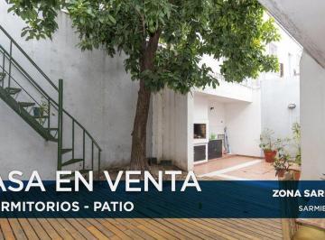 PH · 71m² · 3 Ambientes · Venta Casa de Pasillo. Dos Dorm. con Patio