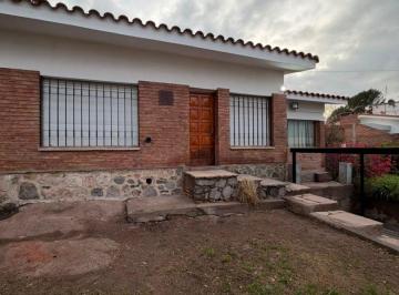 Casa de 5 ambientes, Villa Carlos Paz · Casa en Becciu
