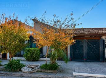 Casa · 170m² · 3 Ambientes · 2 Cocheras · Casa en Venta 3 Ambientes, Barrio Coprovi - Escobar
