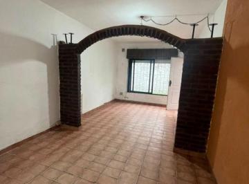 DVL-DVL-832_5 · Alquiler de PH Tres Ambientes con Patio, Castelar.