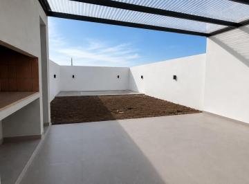 PH · 117m² · 5 Ambientes · 2 Cocheras · PH en Docta Av