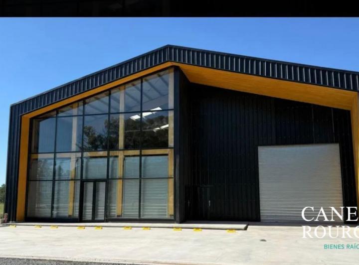 Bodega-Galpón · 800m²