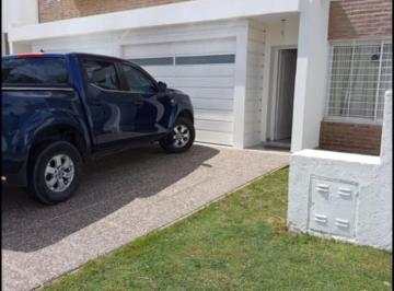Foto · Alquiler Duplex de 3 Dorm. en Barrio Oasis