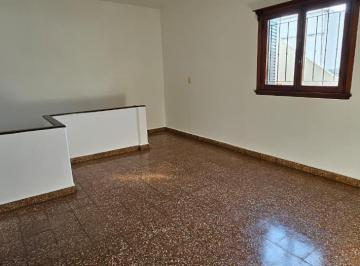 PH · 79m² · 3 Ambientes · PH en Florida Oeste