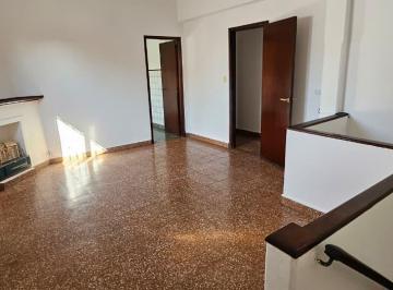 PH · 79m² · 3 Ambientes · PH en Florida Oeste