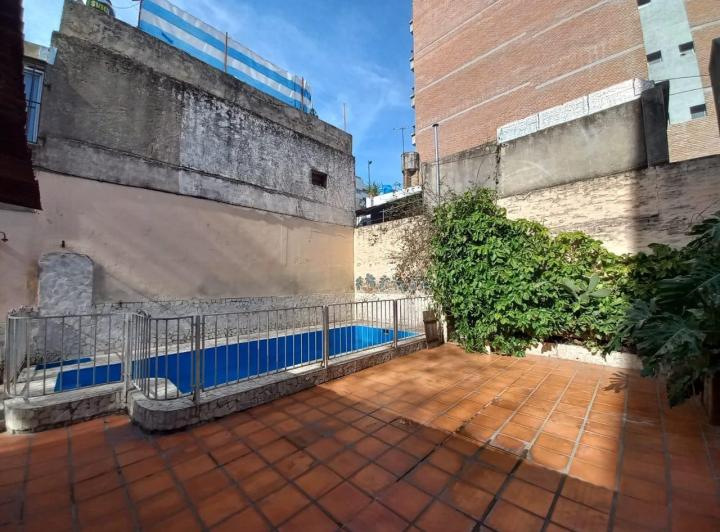 Casa en alquiler en Luis Agote · 4 ambientes