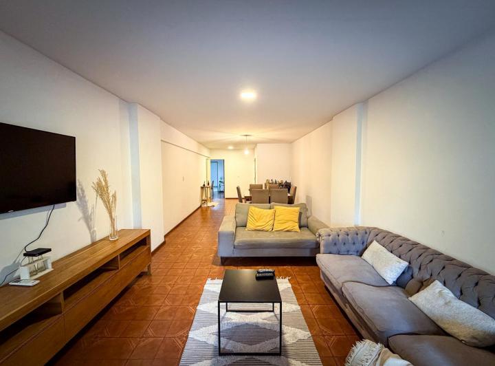 Departamento · 129m² · 6 Ambientes · 1 Cochera