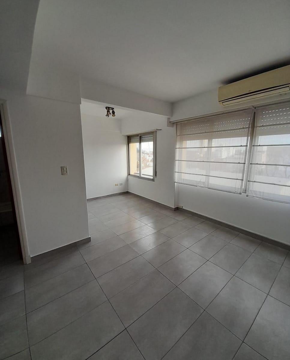 Depto 3 dorm, 66m² en macrocentro, luminoso y en buen estado