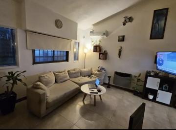 Casa · 360m² · 2 Ambientes · 1 Cochera · Casa 3 Amb Lote Propio