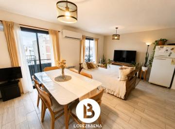 Departamento · 80m² · 4 Ambientes · Venta Departamento Semipiso con Vestidor 1 Dormitorio - Asador, Balcón