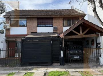 PH · 65m² · 3 Ambientes · 1 Cochera · PH Tipo Dúplex 3 Ambientes en Venta - Villa Sarmiento