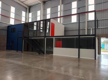Depósito · 430m² · Depósito Zona Norte Sobre Cicunvalacion. 430 m² con Oficinas. Seguridad 24 Hs.