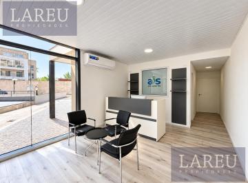 Local comercial · 39m² · 2 Ambientes · Local - 46 Plaza, Agora Uno - Pilar
