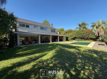 Casa · 450m² · 7 Ambientes · 3 Cocheras · Casa 4 Dorm Mas Dependencia en Venta - Los Castores - Nordelta
