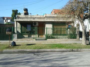 PH · 100m² · 3 Ambientes · PH 3 Ambientes Al Frente Alquiler Castelar Sur