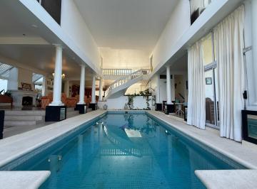 Casa · 650m² · 6 Ambientes · 6 Cocheras · Venta Casa 8 Ambientes en Boca Raton, Pilar.
