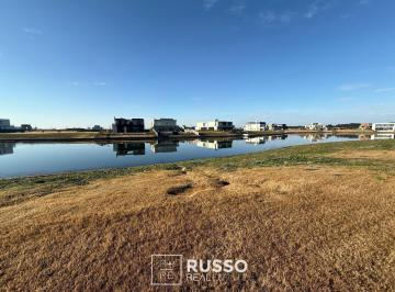 Terreno · 947m² · Lote con Vista Al Agua en Venta - Los Puentes Nordelta