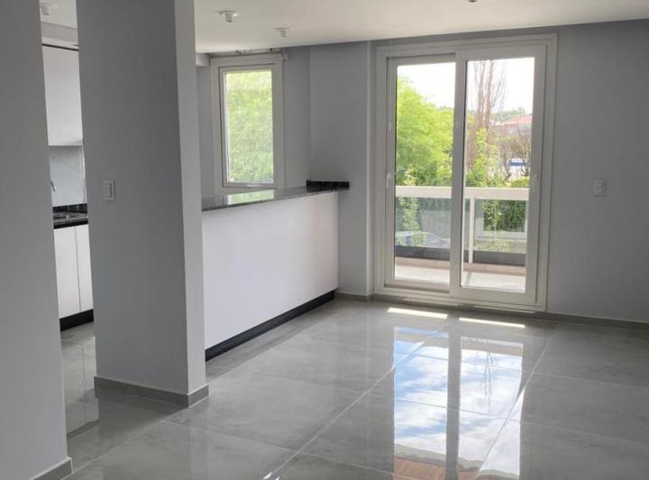 Departamento · 68m² · 4 Ambientes · 1 Cochera
