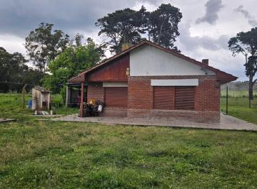 Campo · 200m² · 3 Ambientes · Campo en Venta - 2 Dorm. 3 Baños - m - Mar del Plata - Sierra de Los Padres