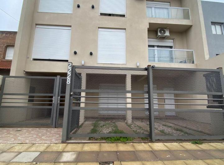Departamento en Alquiler - Witcomb 2228