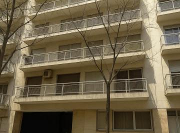 Departamento · 116m² · 5 Ambientes · 1 Cochera · Parera y Av Alvear, 2/3 Dorm. Balcon Corrido Cochera Fija Edificio Sanzchez Elia