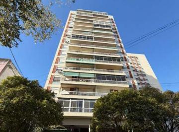 Departamento de 4 ambientes, Avellaneda · Departamento de 4 Ambientes en Torres de Prefectura en Alquiler.