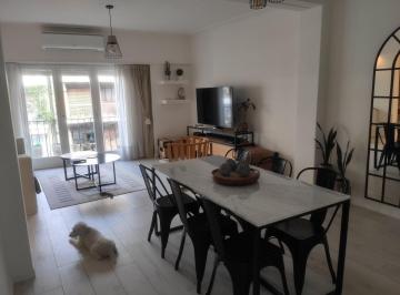 Departamento · 84m² · 3 Ambientes · Departamento en Recoleta Reciclado a Nuevo.