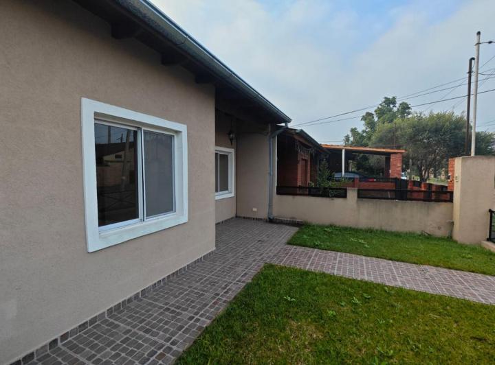 Casa · 47m² · 3 Ambientes · 2 Cocheras
