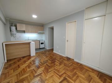 Departamento , Almagro · Luminoso y Renovado Monoambiente en Ubicación Estratégica y Segura