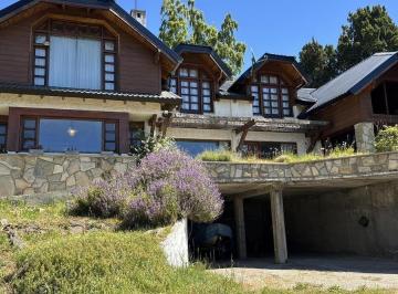 Casa · 345m² · 10 Ambientes · 1 Cochera · Casa con Vista Al Lago - B° Las Vertientes - Bariloche