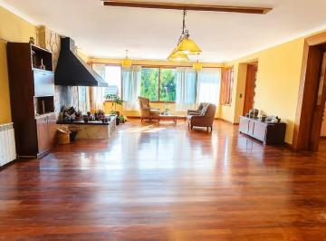 Casa · 1125m² · 9 Ambientes · Casa en Venta - Barrio Las Margaritas