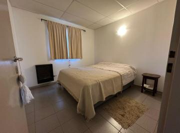 Casa · 60m² · 3 Ambientes · 1 Cochera · Casa 3 Amb Apta Credito Cochera y Parque