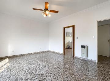PH · 111m² · 4 Ambientes · PH en Planta Alta 3amb + Depto 1amb en Terraza