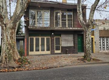 Casa de 4 ambientes, Rosario · Alquiler Casa en Galvez 2137