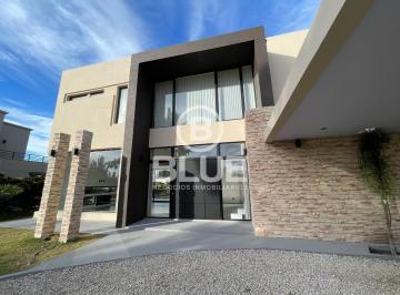 Casa · 207m² · 5 Ambientes · 2 Cocheras · Casa Venta Canning El Principado 5 Ambientes