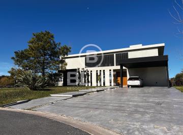 Casa · 400m² · 5 Ambientes · 2 Cocheras · Casa Venta Canning Terralagos 5 Ambientes a La Laguna