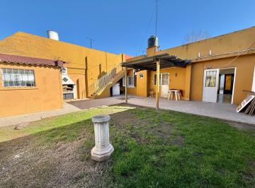 Casa · 80m² · 3 Ambientes · 1 Cochera · Casa 3 Ambientes en Venta en Ituzaingó Norte