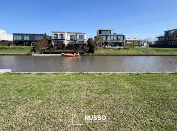 Terreno · 962m² · Lote en Venta con Salida Al Rio - El Yacht - Nordelta