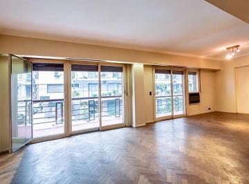 Departamento · 105m² · 4 Ambientes · 1 Cochera · Piso C/dep en Zabala y Av del Libertador - T/al Fte Coch Baul T/a Nuevo 2 Balcones Espect Living