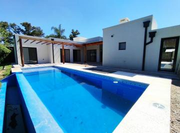Casa · 194m² · 4 Ambientes · 4 Cocheras · Alquiler Casa 4 Ambientes a Estrenar Piscina Loma Verde Escobar