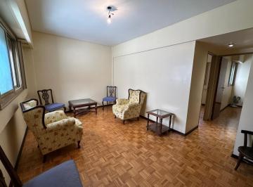 Departamento · 53m² · 3 Ambientes · Departamento 3 Ambientes Impecable Estado en Flores en Venta