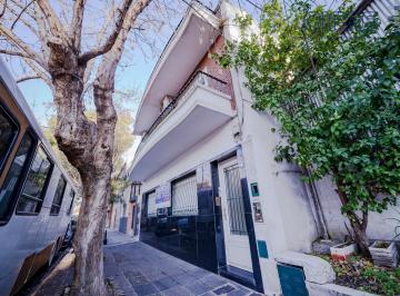 PH · 64m² · 4 Ambientes · PH de 4 Ambientes Al Frente en Villa Pueyrredon