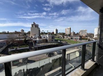 Departamento · 40m² · 2 Ambientes · Alquiler Apartamento 1 Dormitorio Terraza Malvin