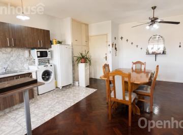 Departamento · 88m² · 4 Ambientes · Departamento en Parque Avellaneda