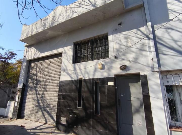 Bodega-Galpón · 195m²