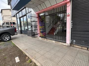 Local comercial · 42m² · 2 Ambientes · Local - V. Maipu